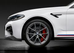 Exterieur_bmw-m-performance-serie-5-et-m5-competition_10
                                                        width=